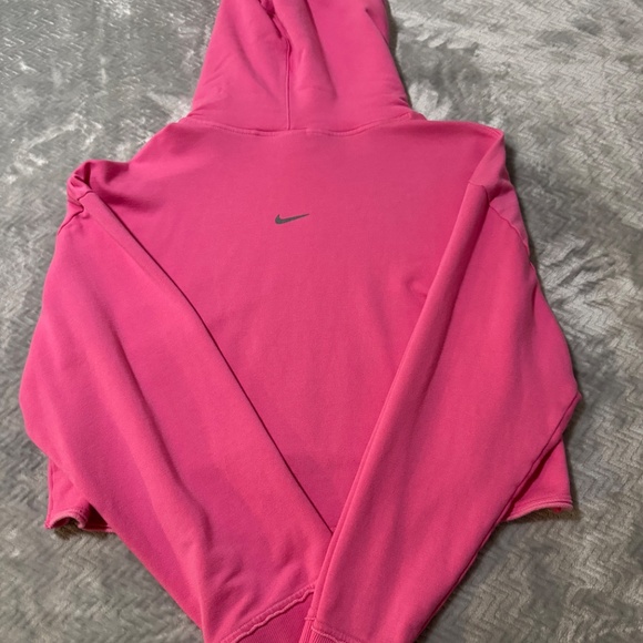 Nike Yoga crop sweatshirt - Picture 2 of 2